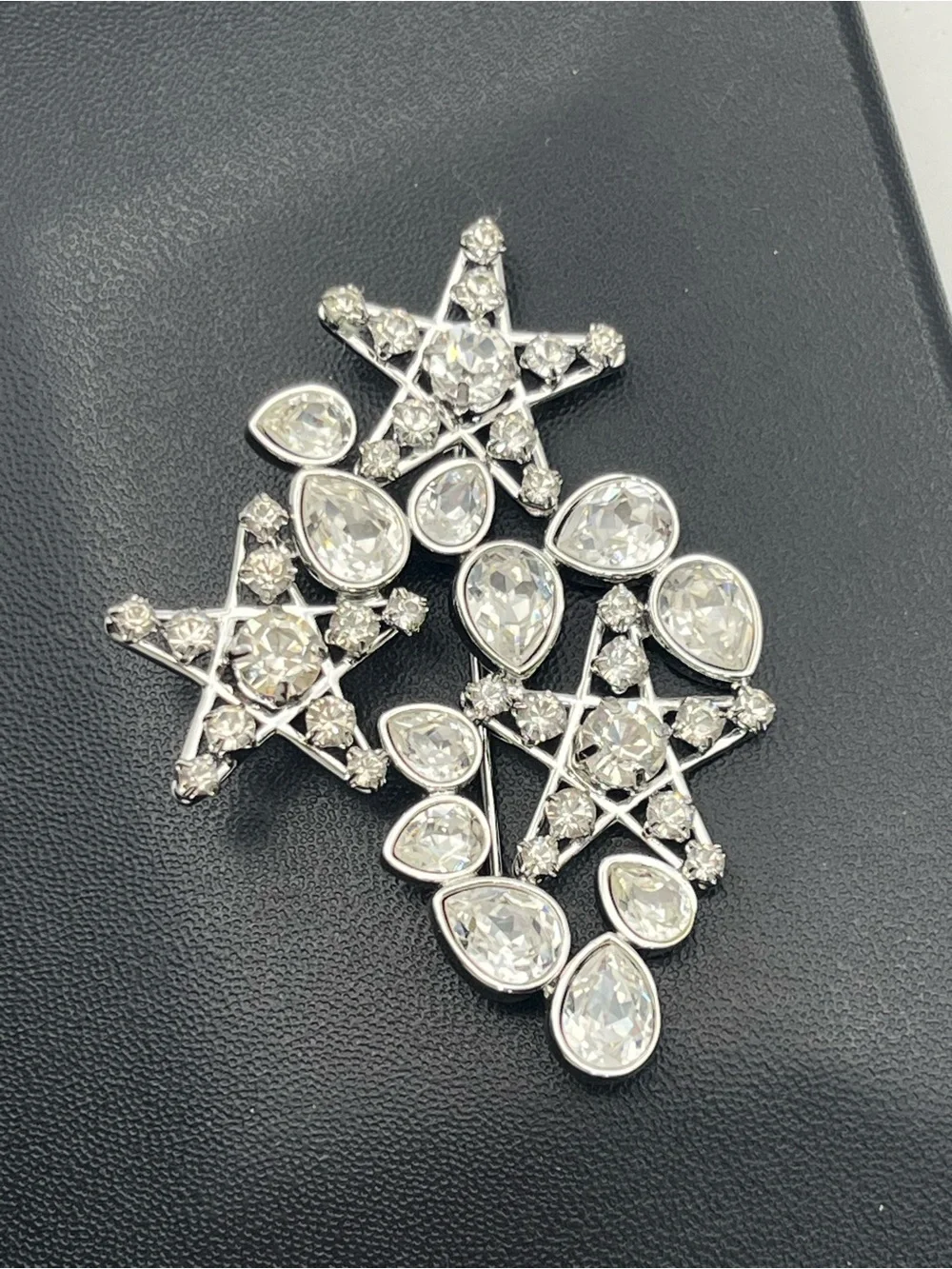 Swarovski Swan Bailee Three Star brooch pin silver tone celestial clear stones
